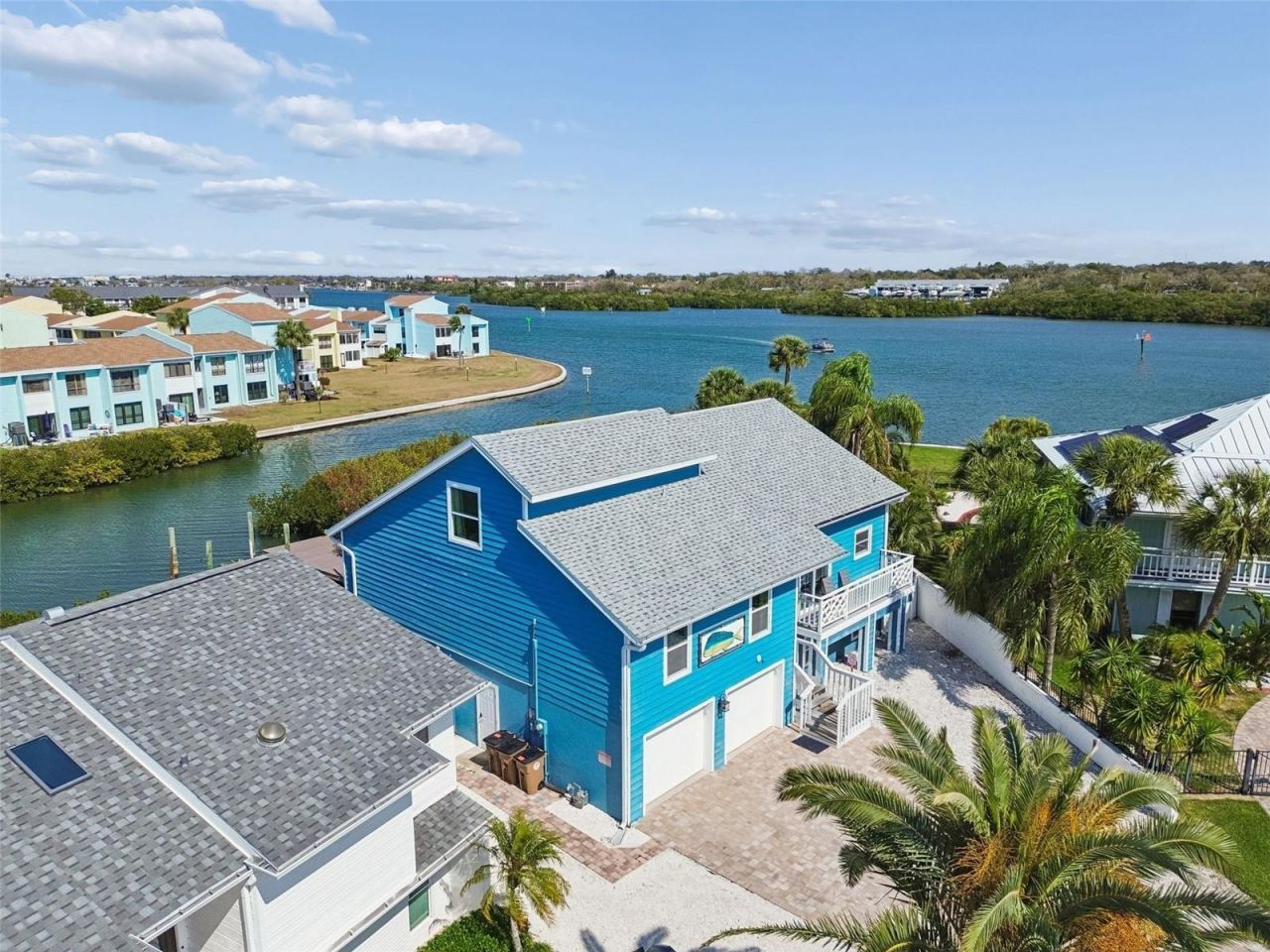 330 6th Avenue, Indian Rocks Beach, FL 33785 Photo