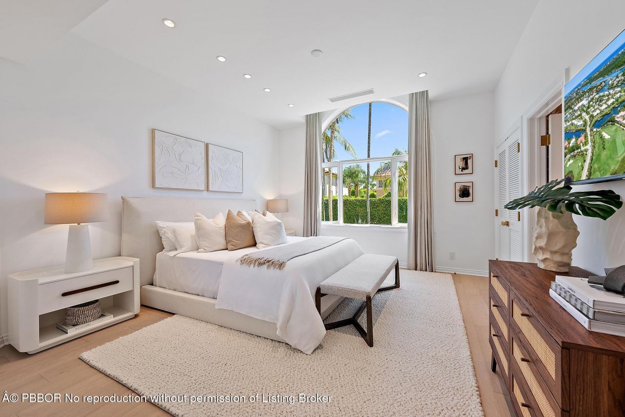 245 Everglade Avenue, Unit 245, Palm Beach, FL 33480 Photo