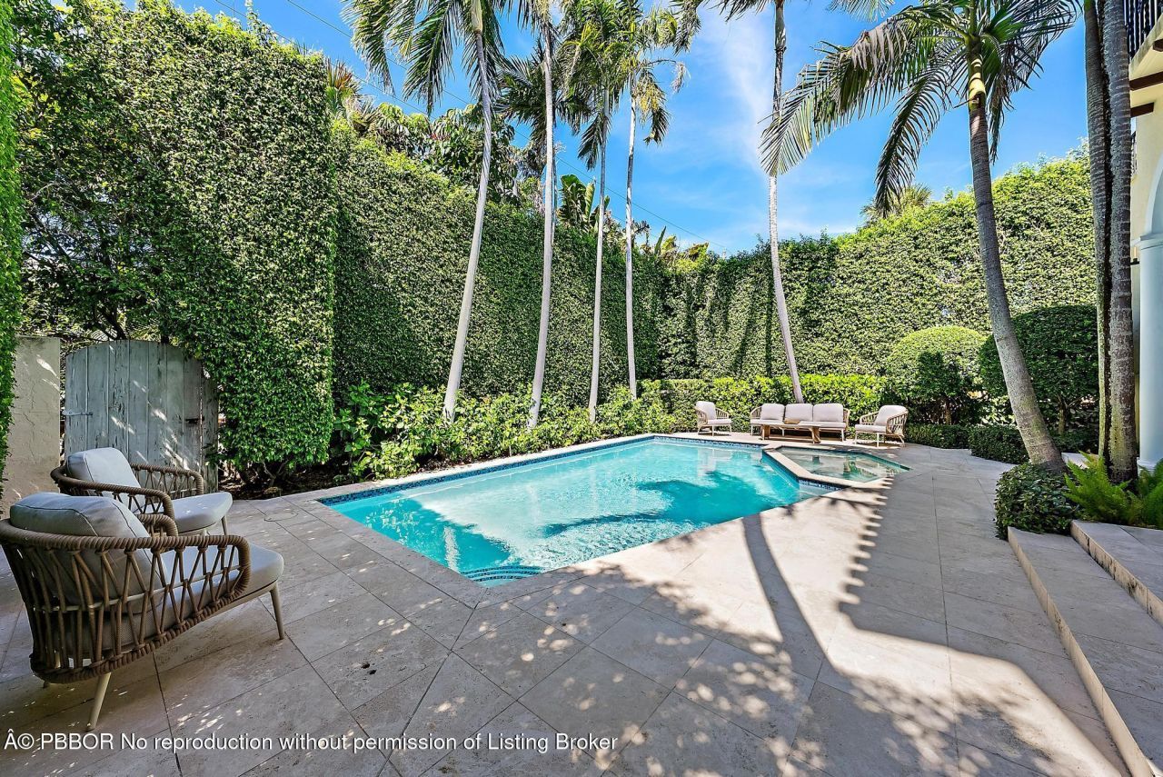 245 Everglade Avenue, Unit 245, Palm Beach, FL 33480 Photo