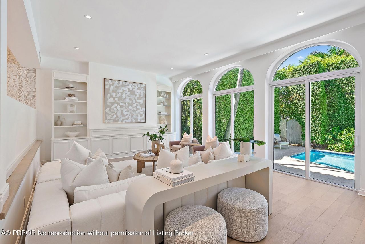 245 Everglade Avenue, Unit 245, Palm Beach, FL 33480 Photo