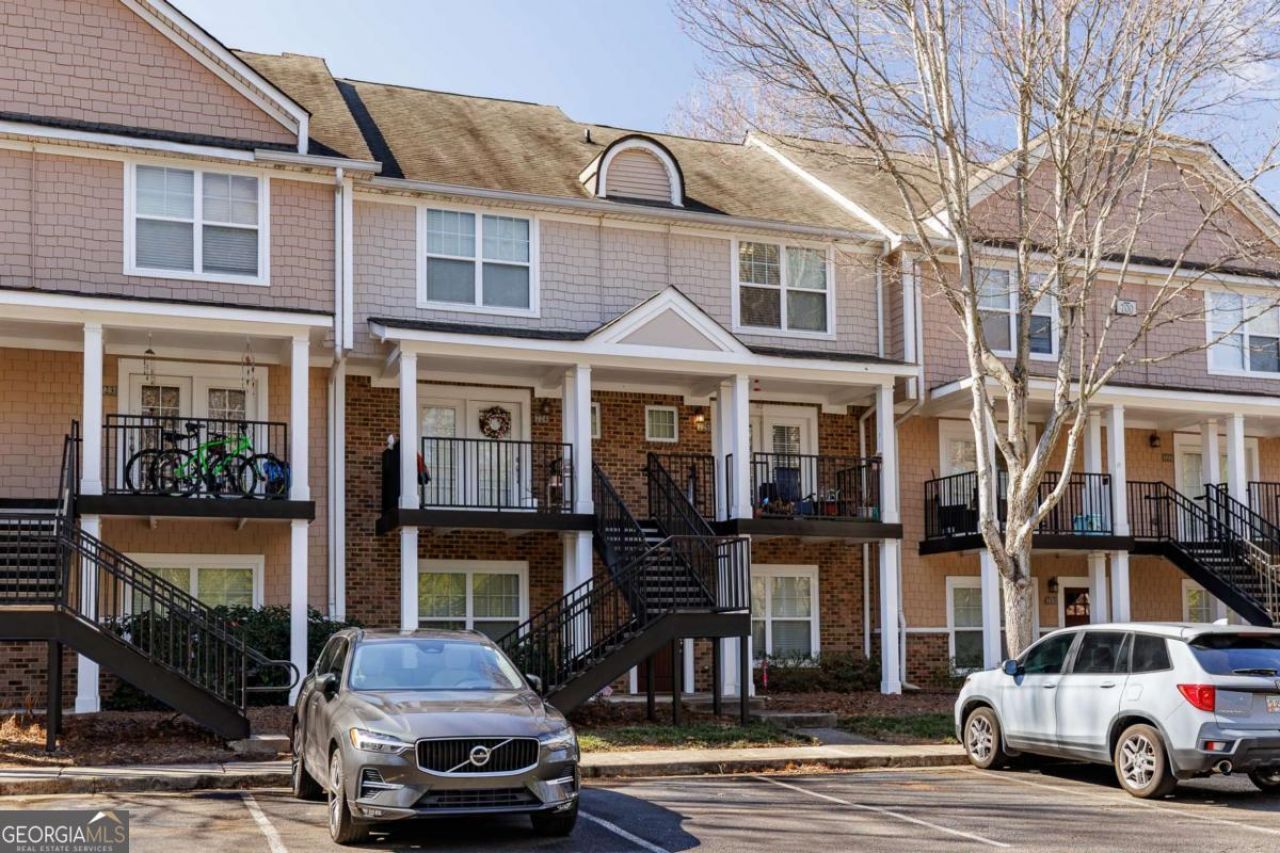 1035 Barnett Shoals Road, Unit 725, Athens, GA 30605 Main Photo