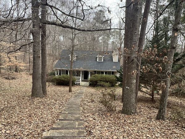 209 Nacoochee Drive, Woodstock, GA 30188