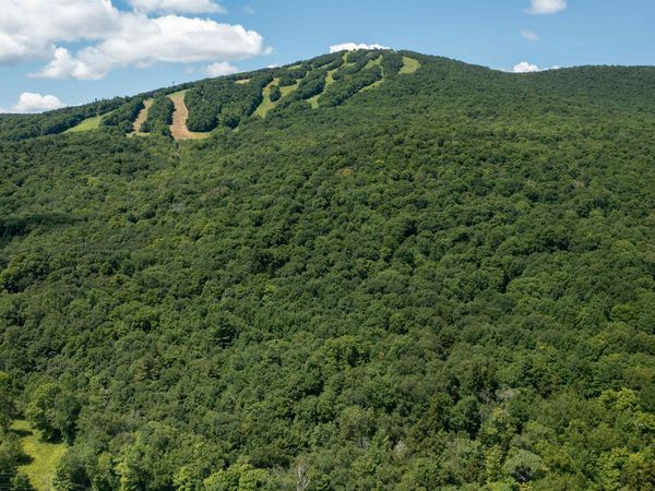 00 VT Route 11, Peru, VT 05152