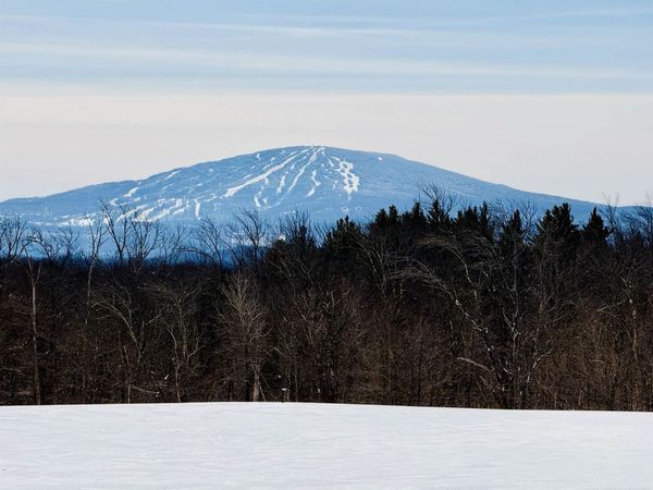 00 VT Route 11, Peru, VT 05152