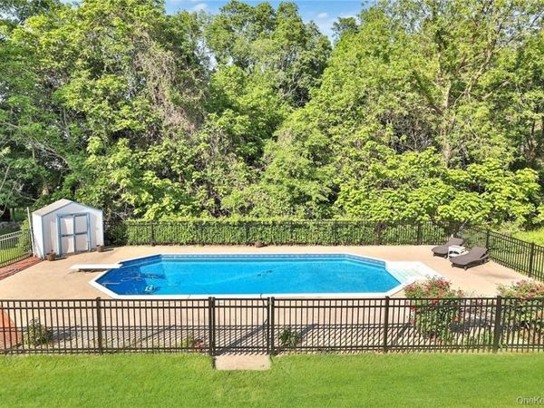 15 Pine Drive , Stony Point, NY 10980