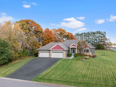 19541 Yellow Pine Street NW, Oak Grove, MN 55011
