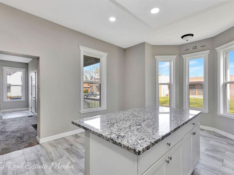 4703 Stewart Avenue, Cincinnati, OH 45227 Photo 15