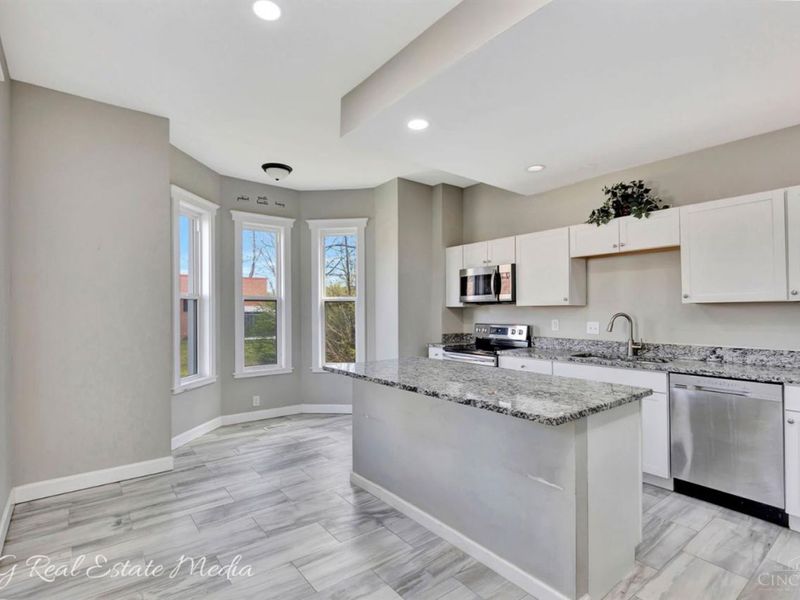 4703 Stewart Avenue, Cincinnati, OH 45227 Photo 18