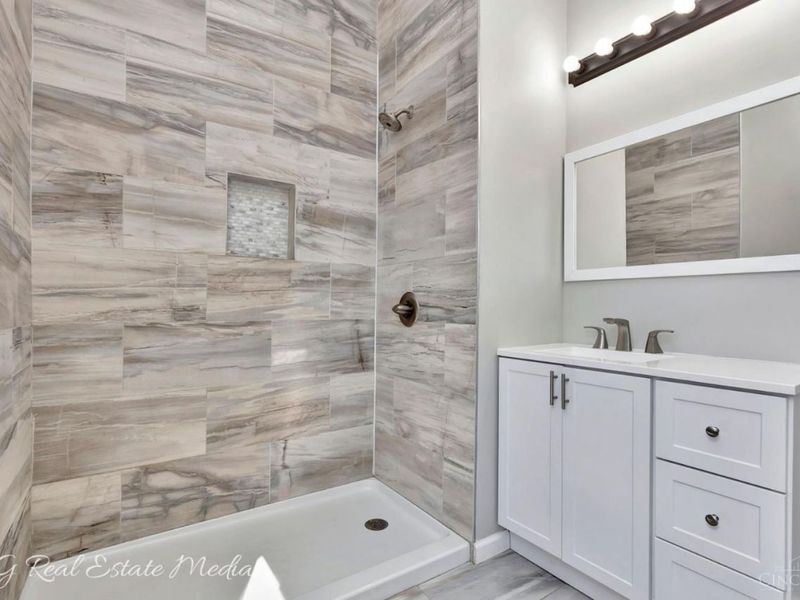 4703 Stewart Avenue, Cincinnati, OH 45227 Photo 25