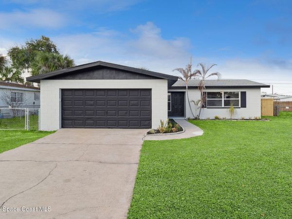 1430 James Avenue , Merritt Island, FL 32952