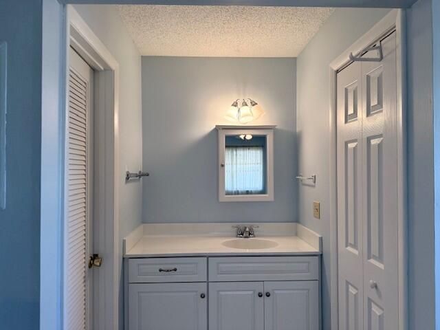 624 Pines Knoll Drive, Unit D, Fort Pierce, FL 34982 Photo