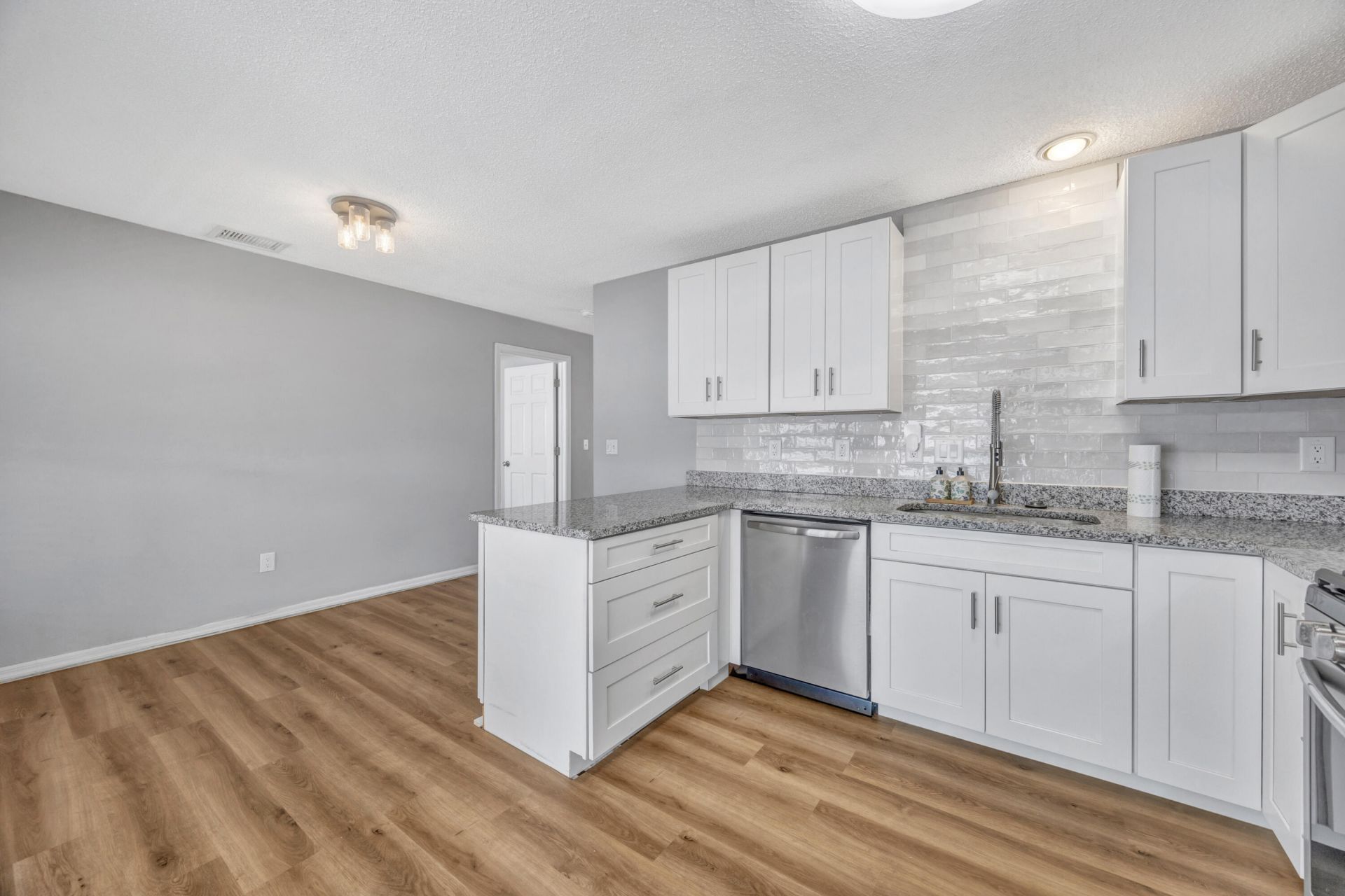 22644 Saint Thomas Circle, Lutz, FL 33549 Photo