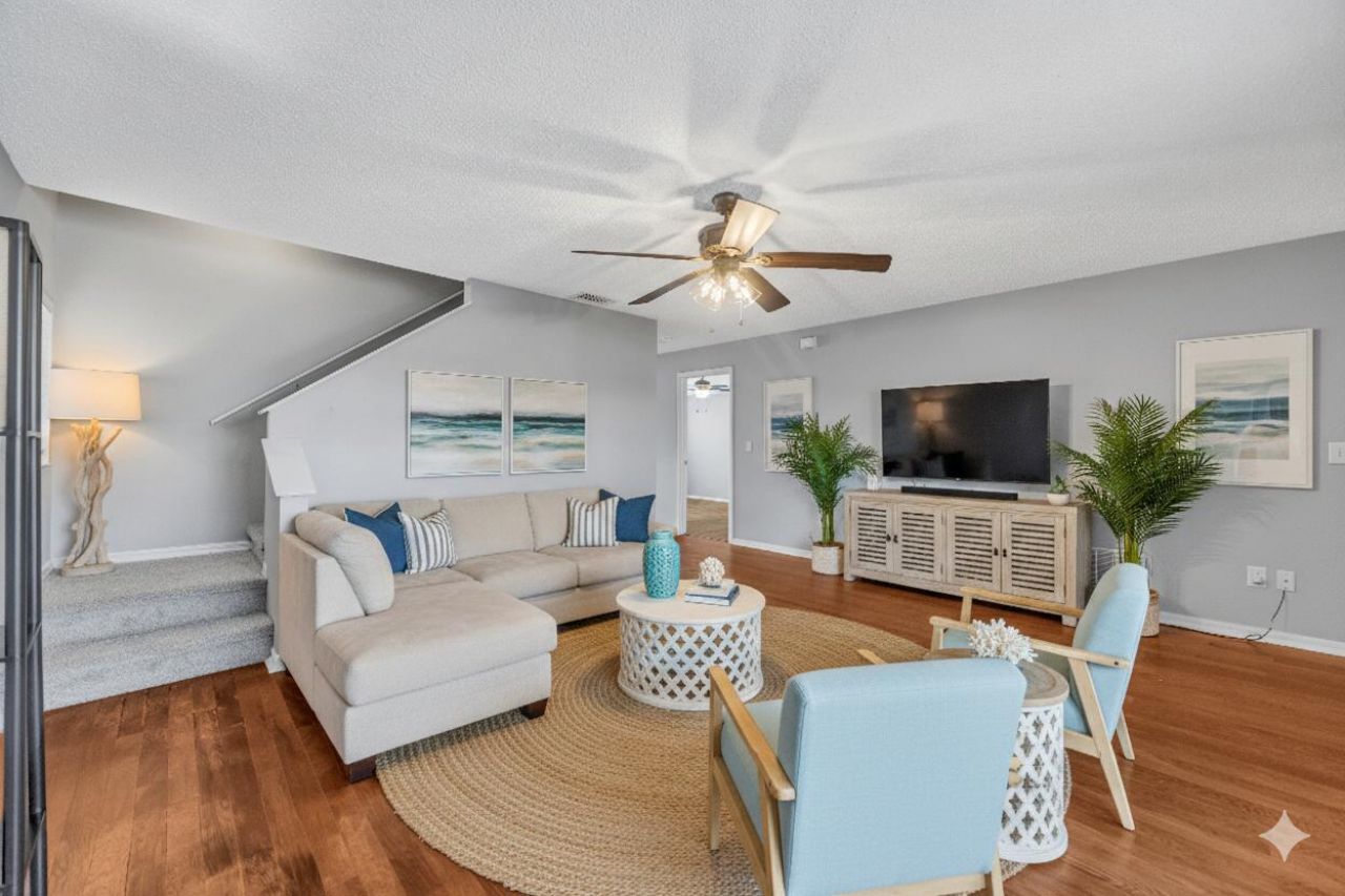 22644 Saint Thomas Circle, Lutz, FL 33549 Photo