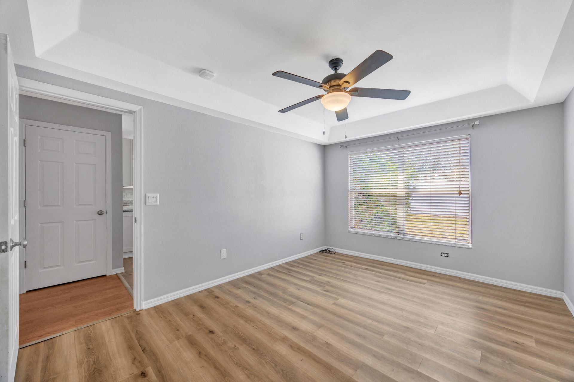 22644 Saint Thomas Circle, Lutz, FL 33549 Photo