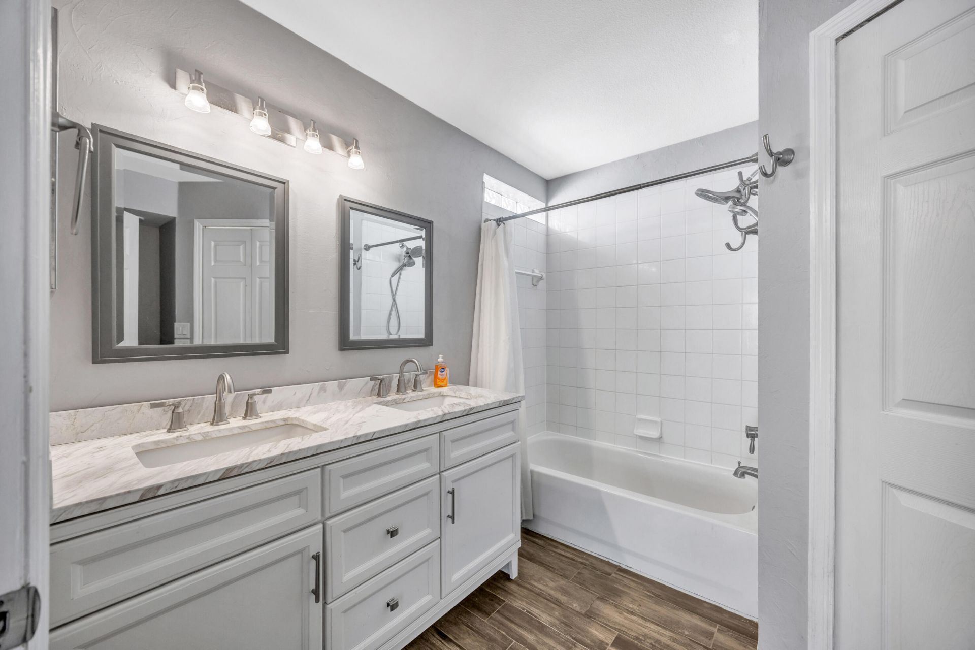 22644 Saint Thomas Circle, Lutz, FL 33549 Photo