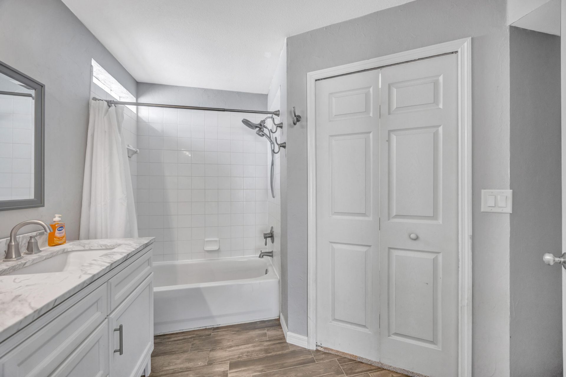 22644 Saint Thomas Circle, Lutz, FL 33549 Photo