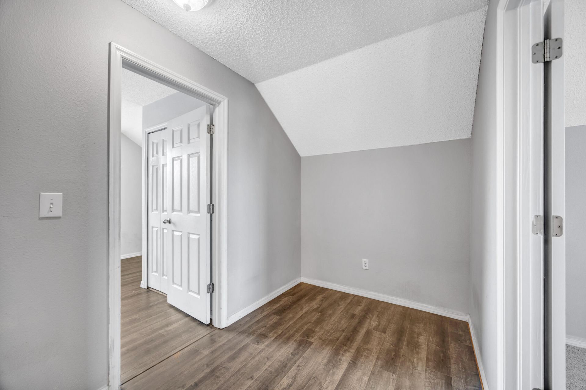 22644 Saint Thomas Circle, Lutz, FL 33549 Photo