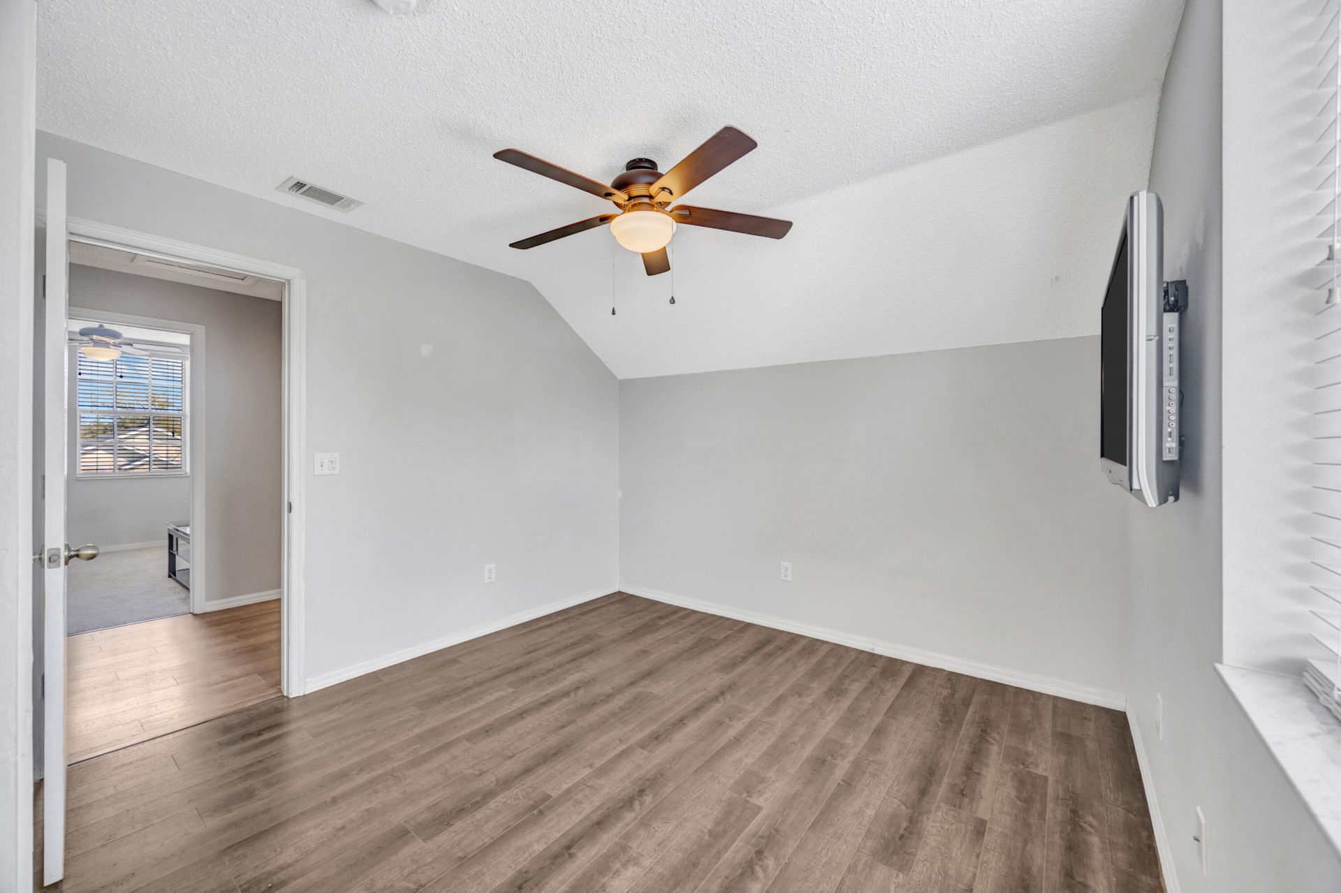 22644 Saint Thomas Circle, Lutz, FL 33549 Photo