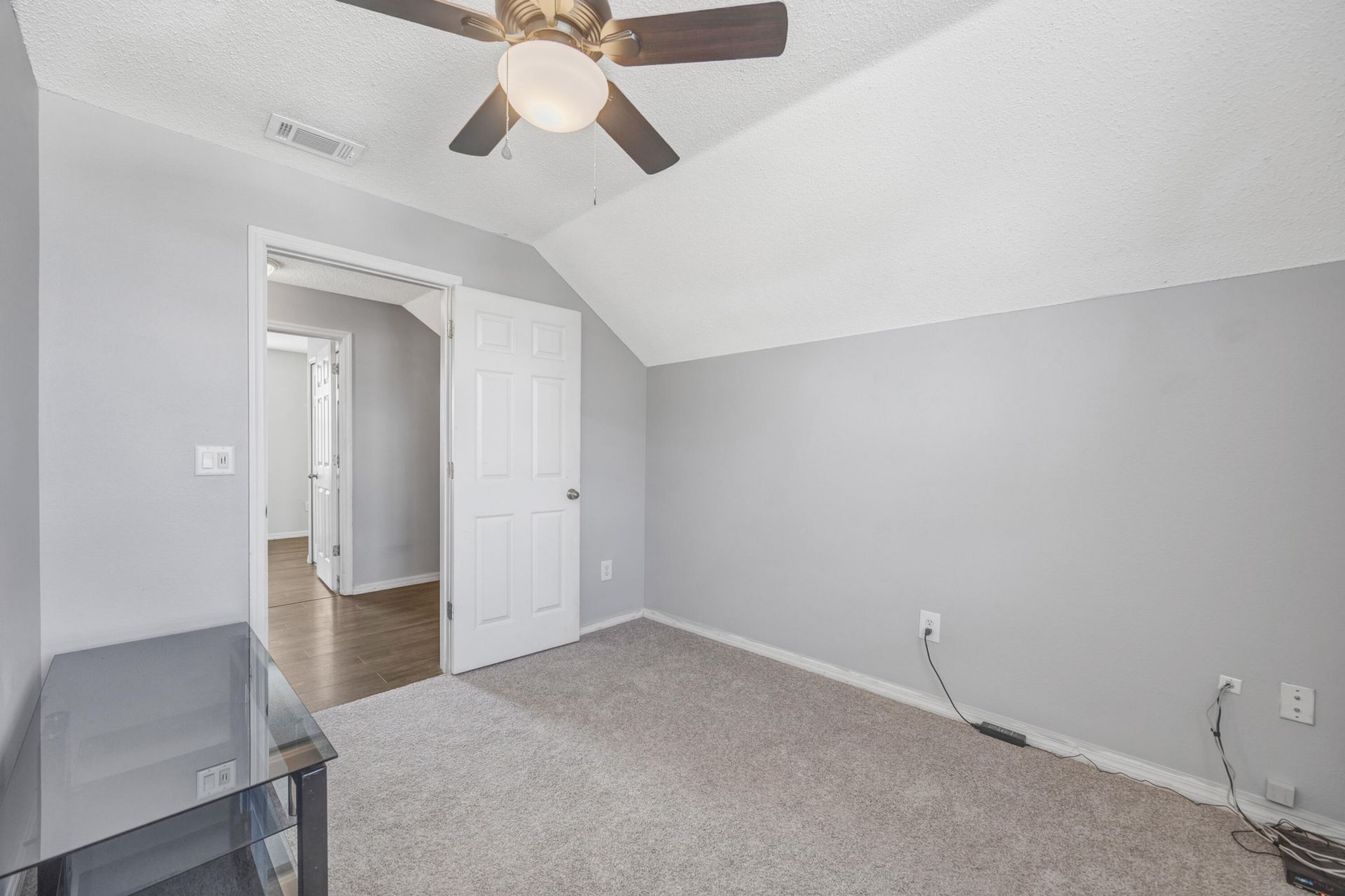 22644 Saint Thomas Circle, Lutz, FL 33549 Photo