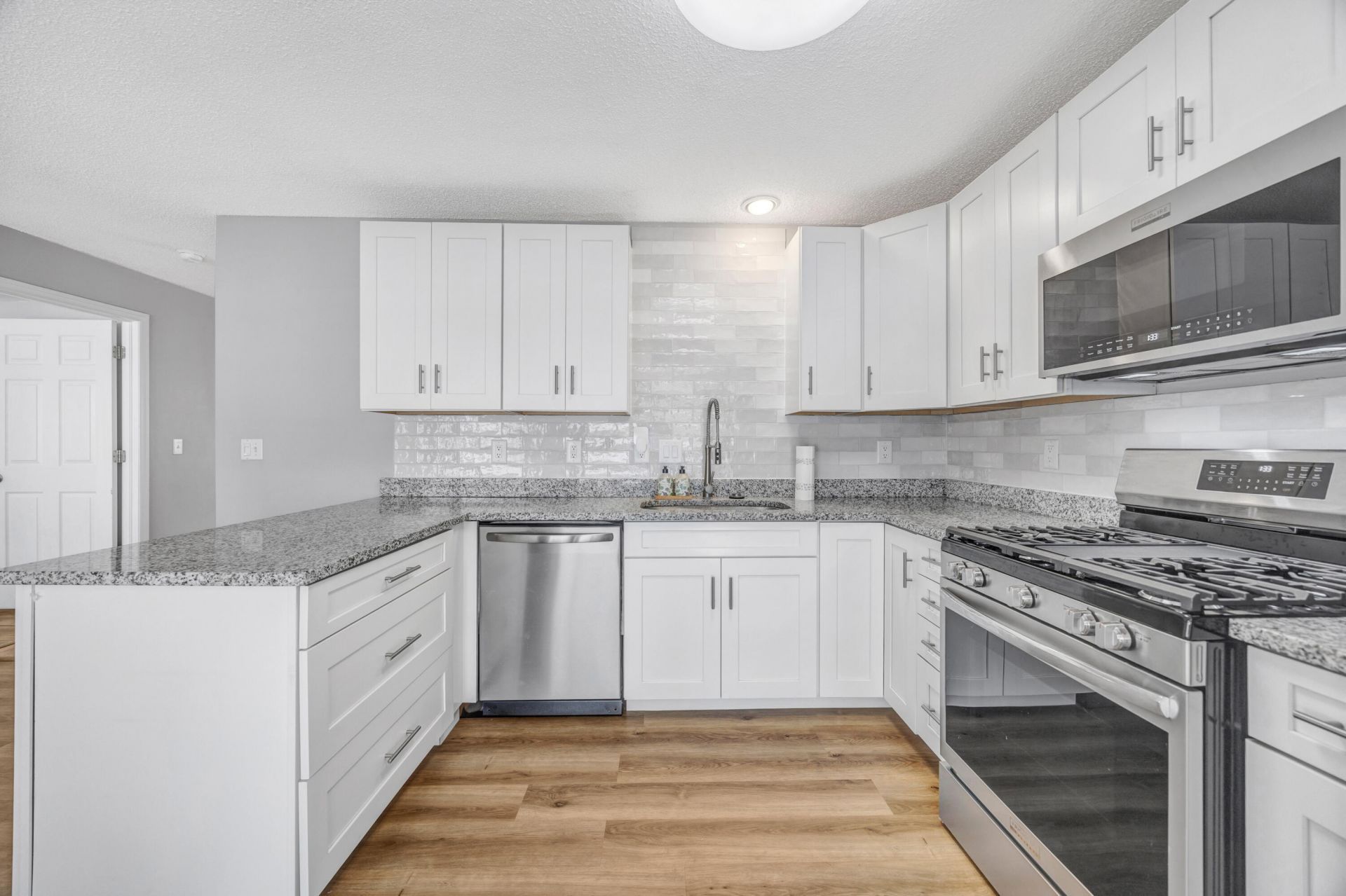 22644 Saint Thomas Circle, Lutz, FL 33549 Photo