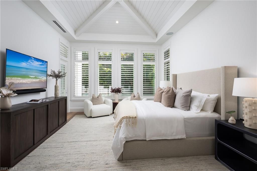 3636 Crayton Rd, Naples, FL 34103 Photo