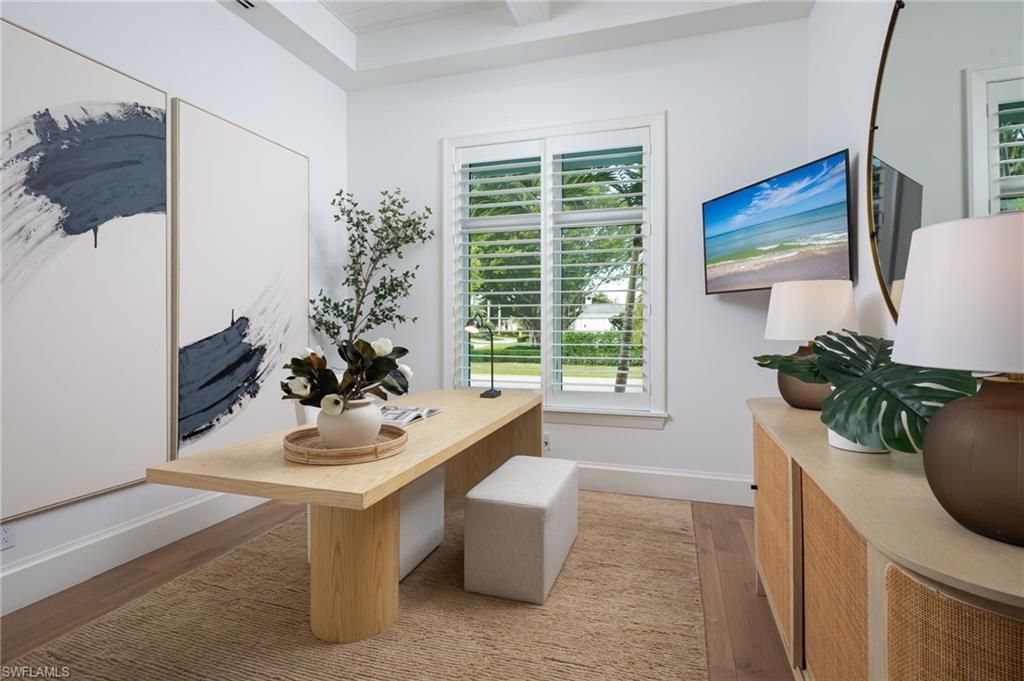 3636 Crayton Rd, Naples, FL 34103 Photo