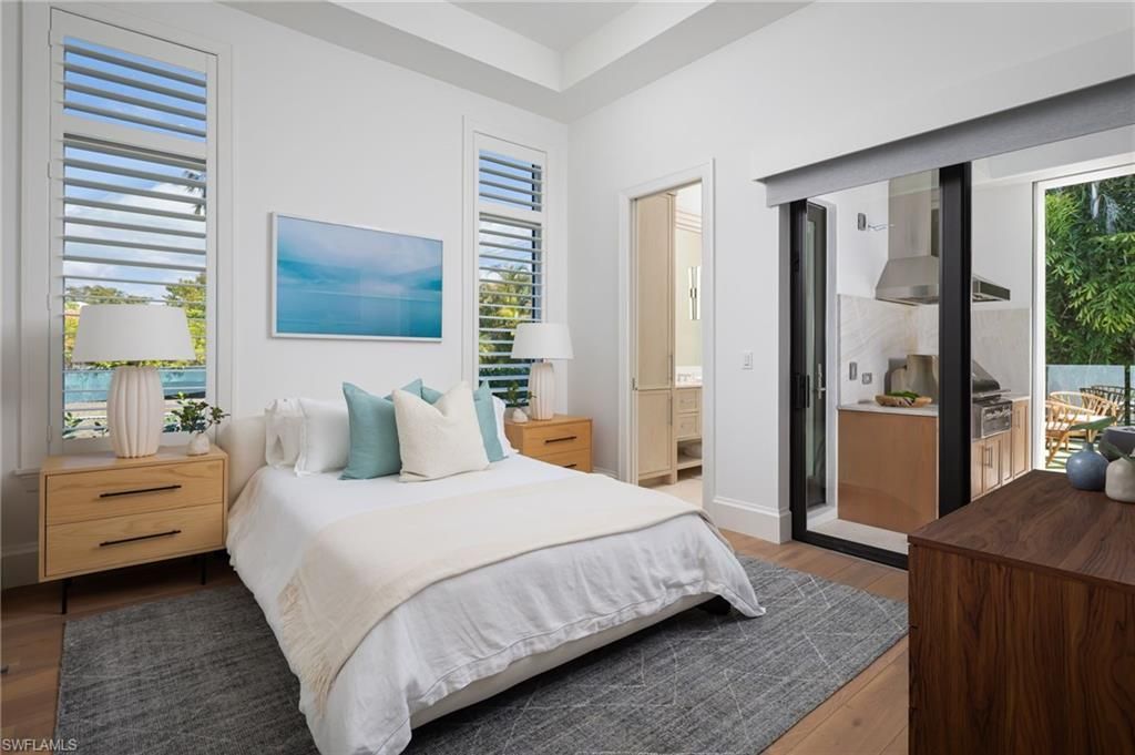 3636 Crayton Rd, Naples, FL 34103 Photo