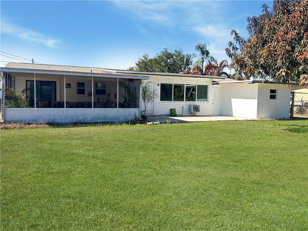 1612 S 28th Street, Fort Pierce, FL 34947 Photo