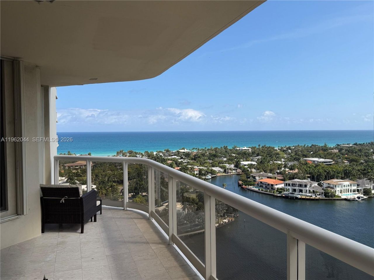 20191 E Country Club Dr, Unit 2009, Aventura, FL 33180 Photo