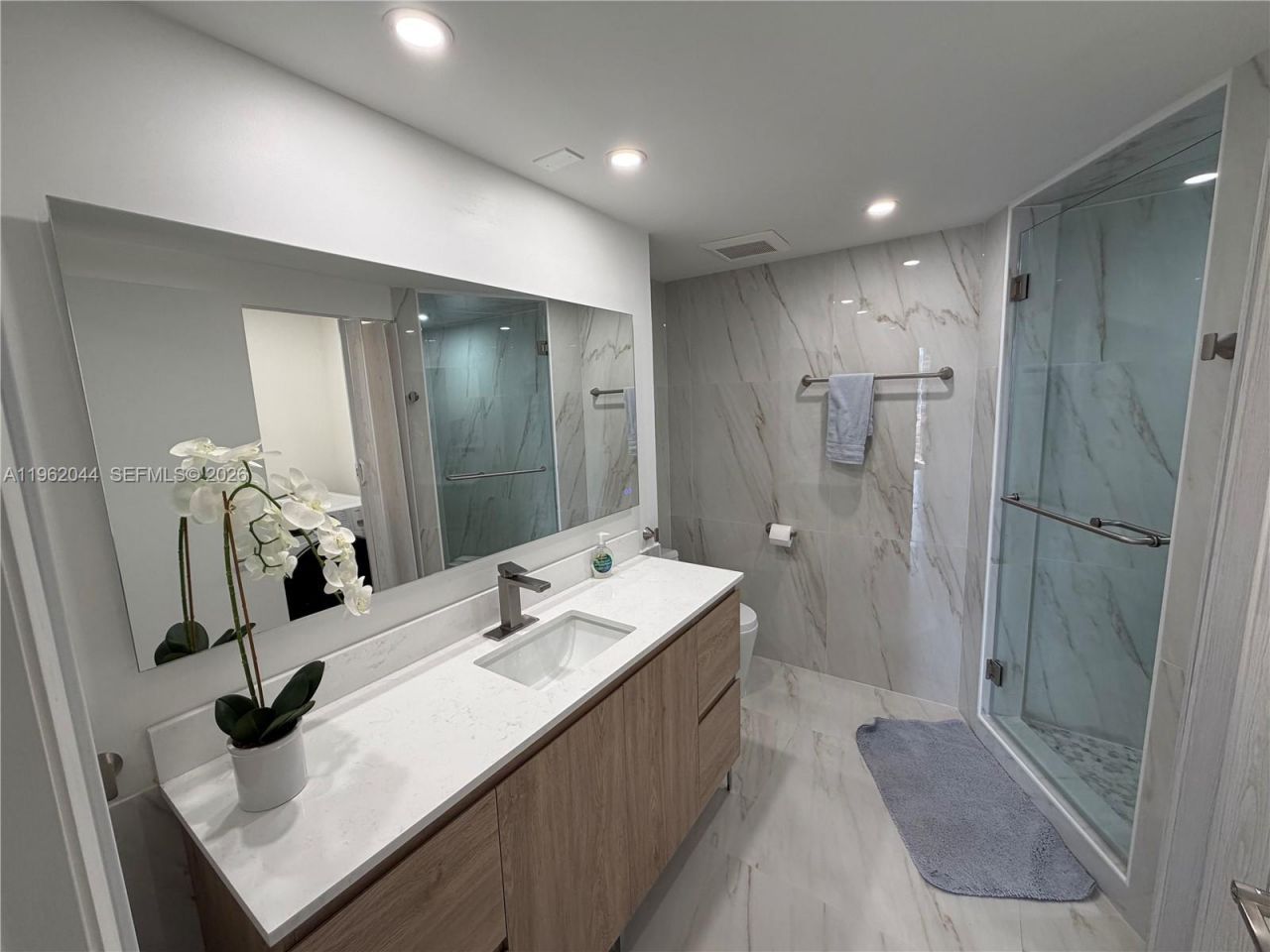 20191 E Country Club Dr, Unit 2009, Aventura, FL 33180 Photo