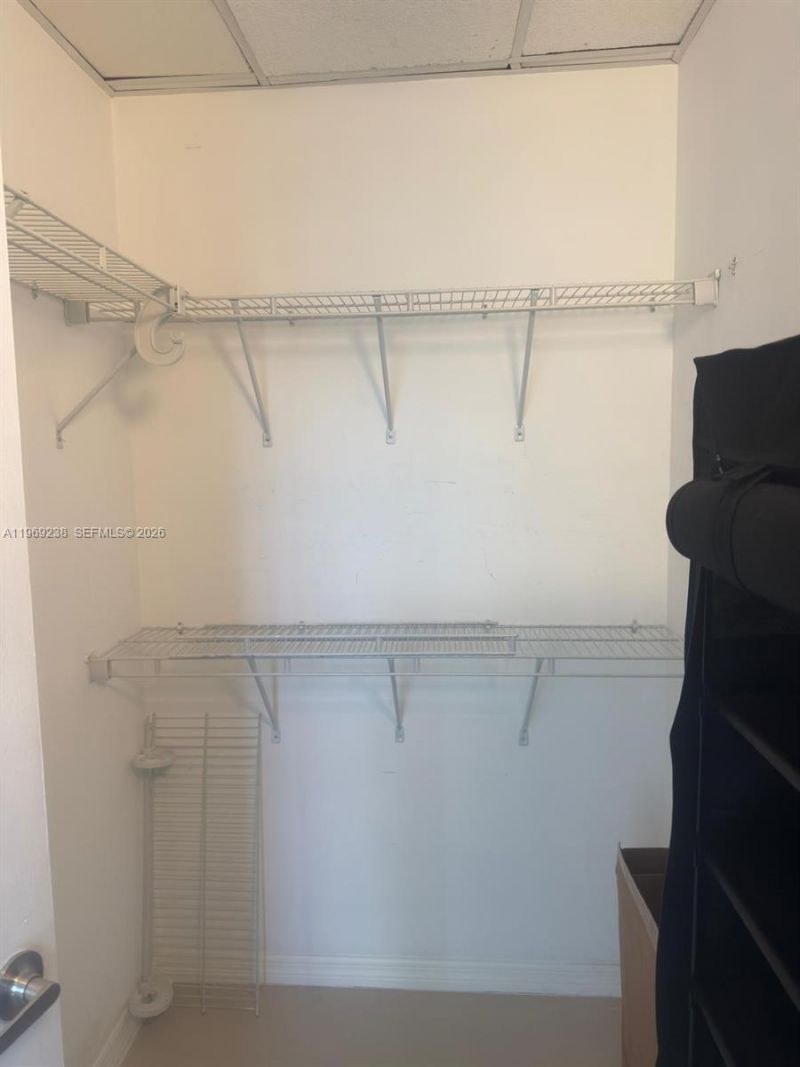 465 Brickell, Unit 1504, Miami, FL 33131 Photo