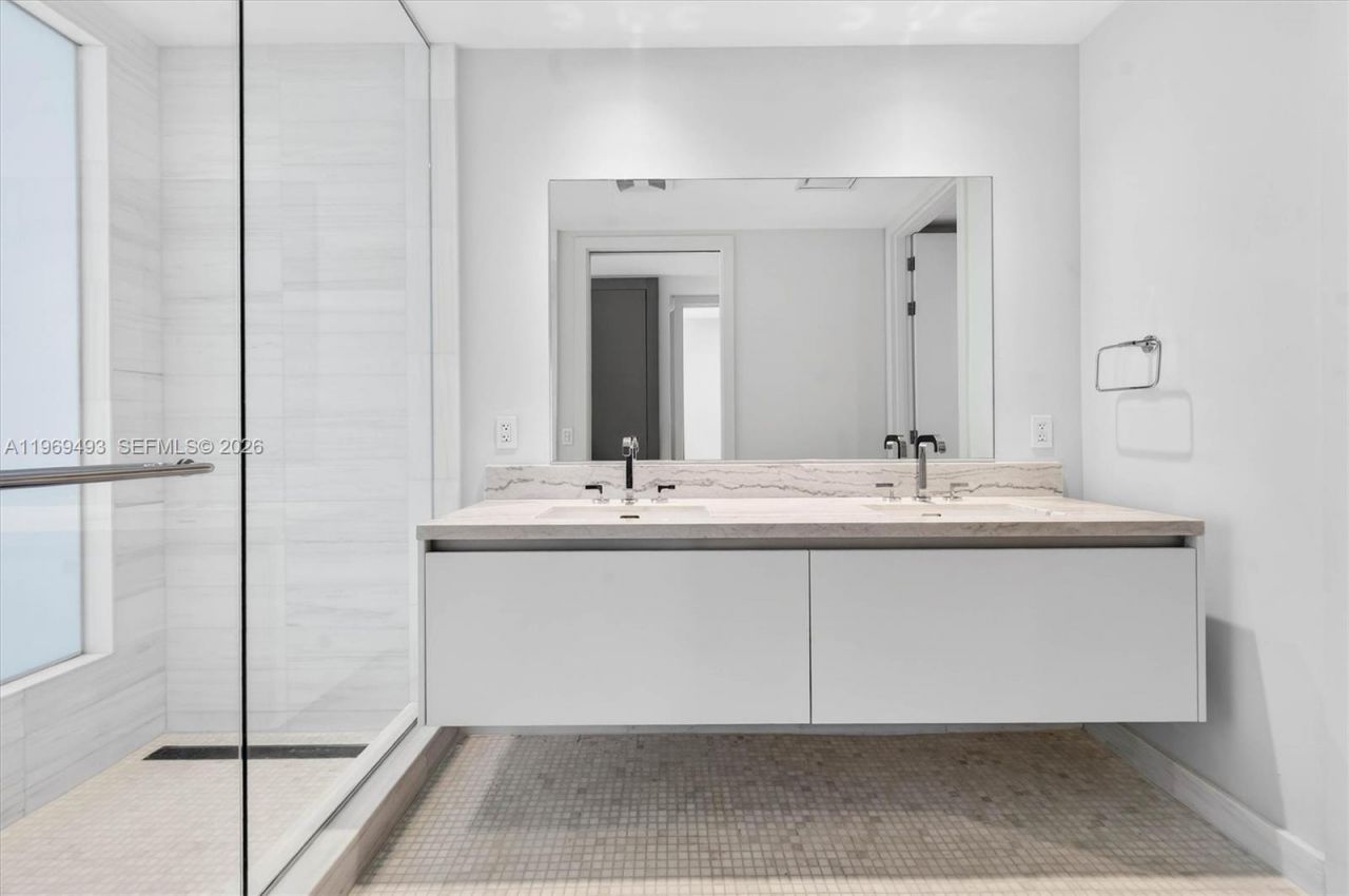 700 NE 26th Ter , Unit 1406, Miami, FL 33137 Photo