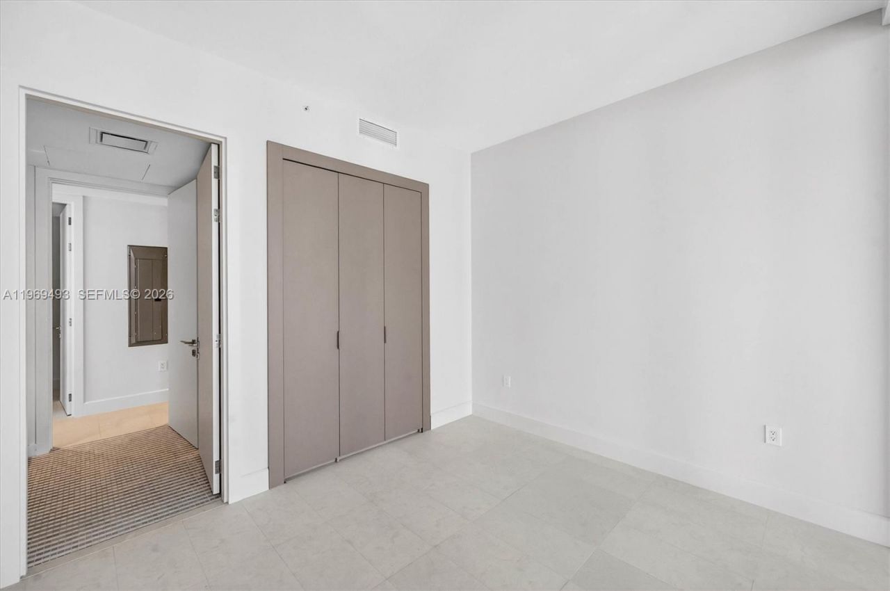 700 NE 26th Ter , Unit 1406, Miami, FL 33137 Photo