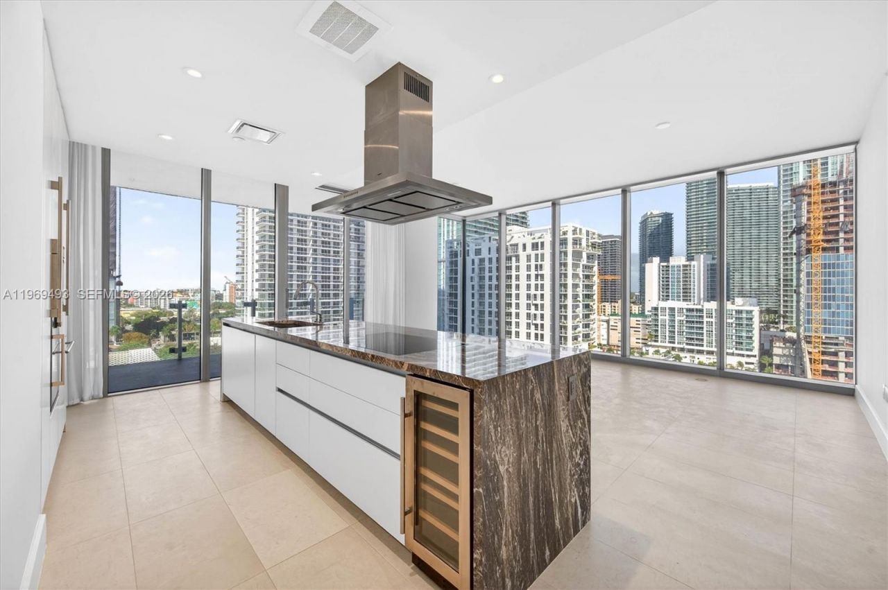 700 NE 26th Ter , Unit 1406, Miami, FL 33137 Photo