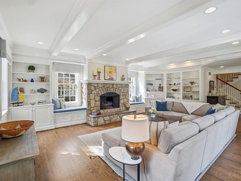 6617 Mariemont Avenue, Mariemont, OH 45227 Photo 15