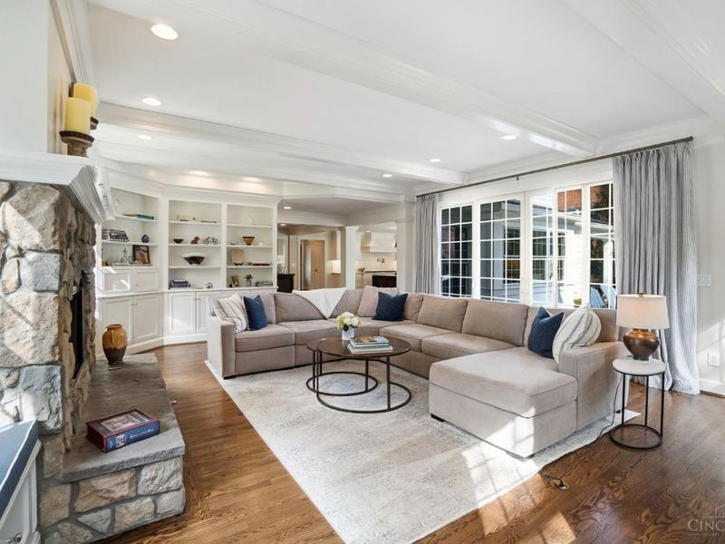 6617 Mariemont Avenue, Mariemont, OH 45227 Photo 16