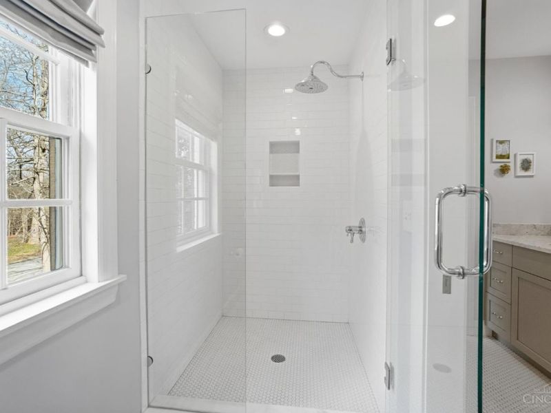 6617 Mariemont Avenue, Mariemont, OH 45227 Photo 39