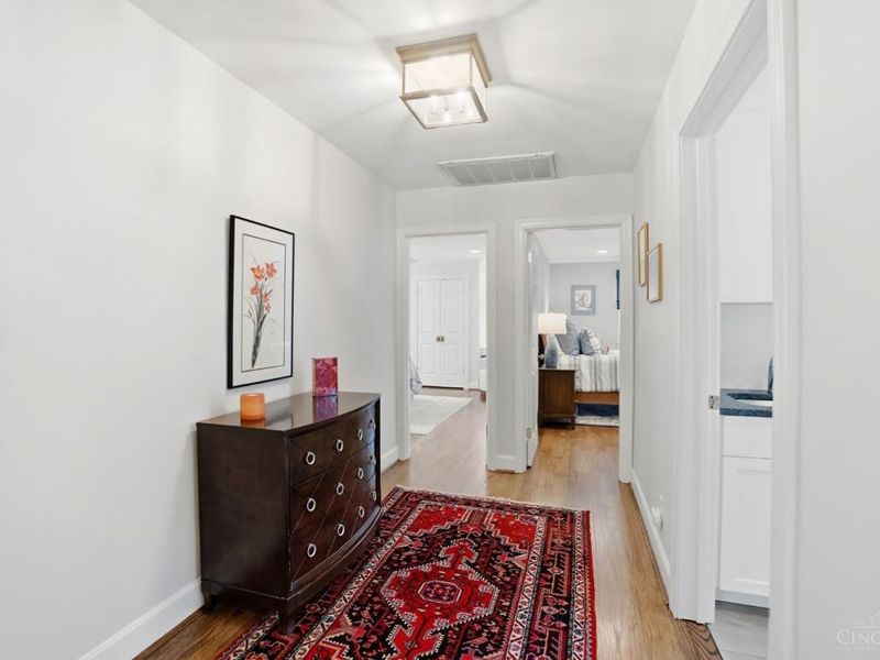 6617 Mariemont Avenue, Mariemont, OH 45227 Photo 46