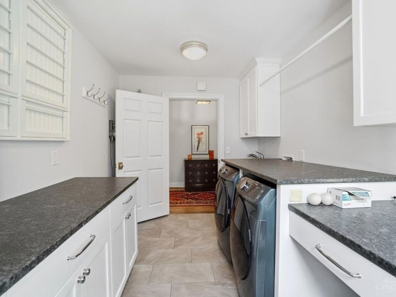 6617 Mariemont Avenue, Mariemont, OH 45227 Photo 48