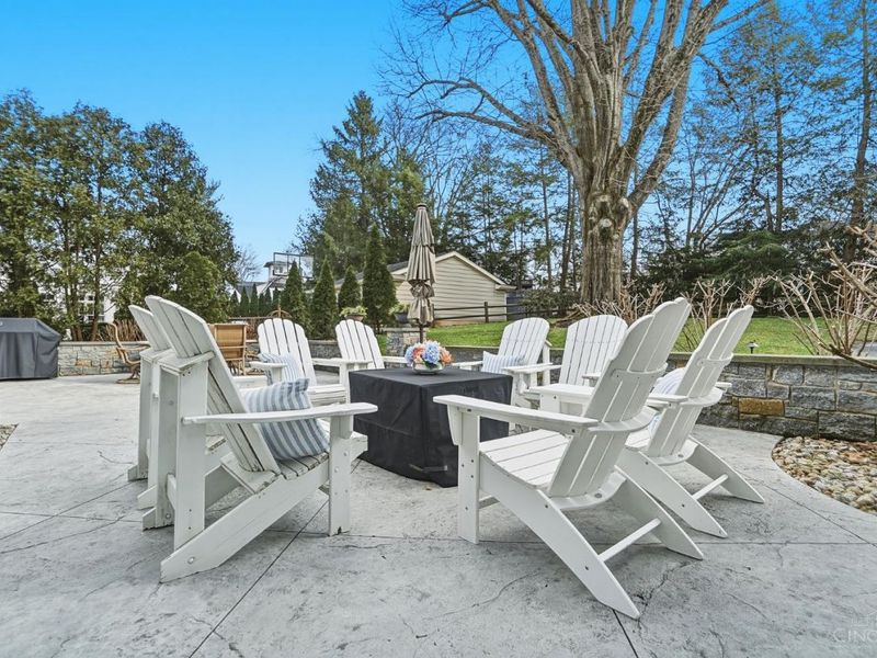 6617 Mariemont Avenue, Mariemont, OH 45227 Photo 64