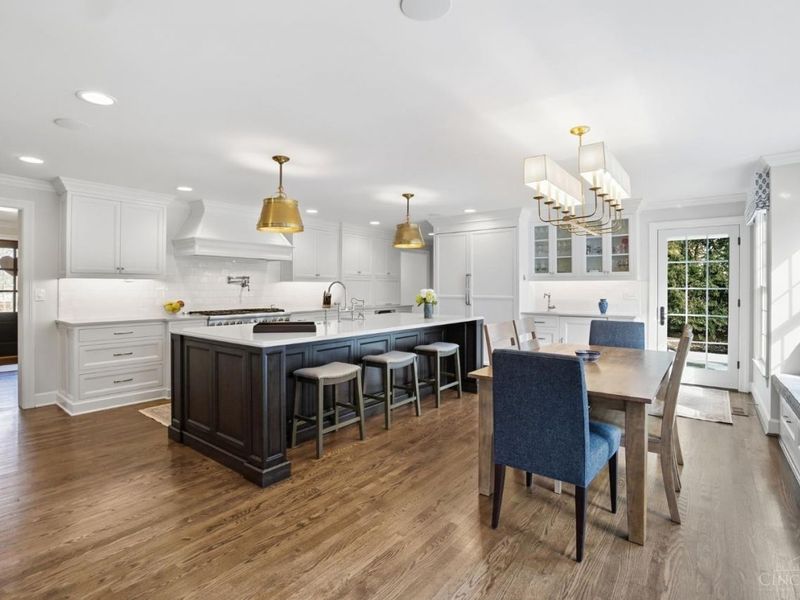 6617 Mariemont Avenue, Mariemont, OH 45227 Photo 9