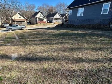 2332 Lister Avenue, Kansas City, MO 64127