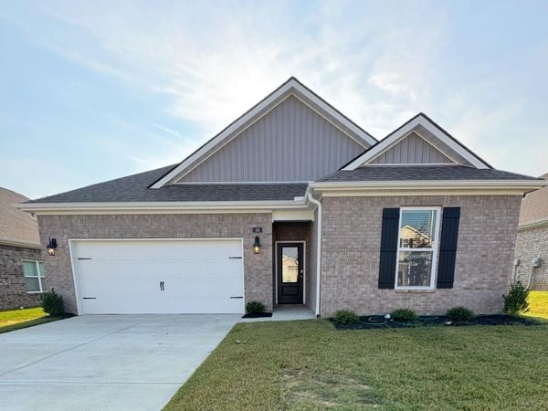 66 Spirit Dance Drive, Byhalia, MS 38611