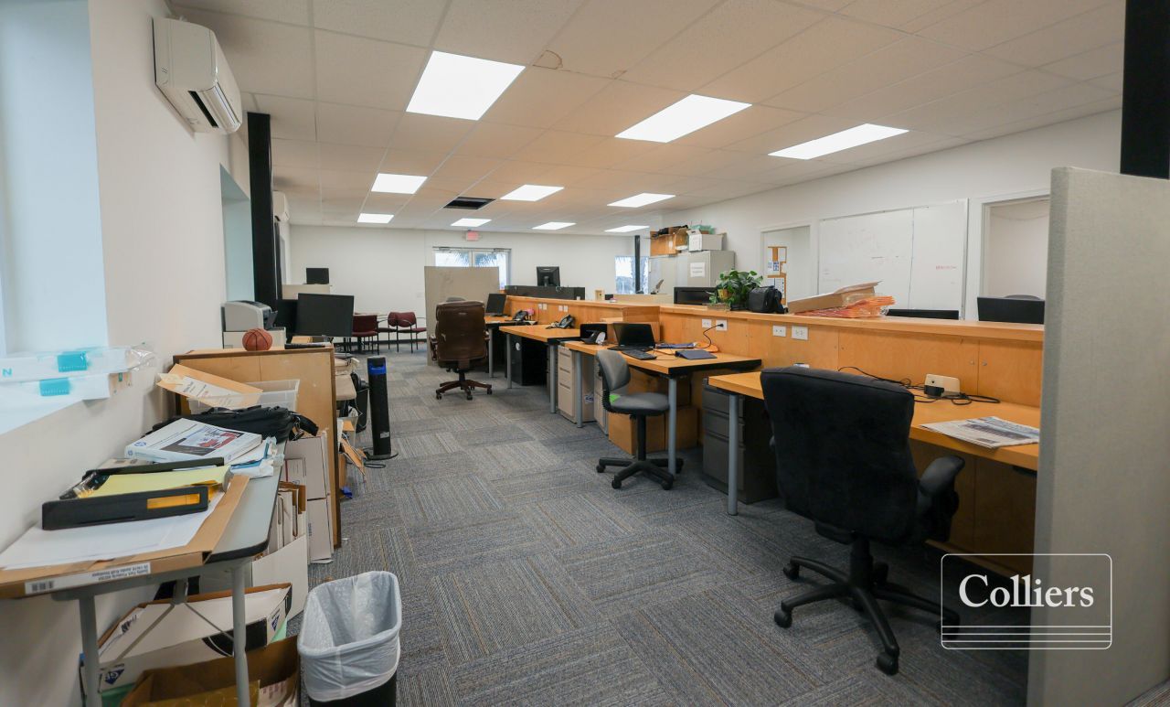 3265 N Carolina Avenue Photo 4