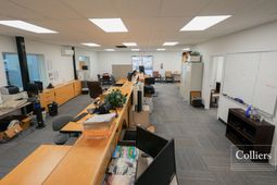 3265 N Carolina Avenue photo 4