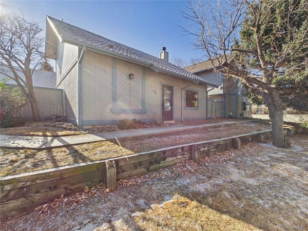 2490 S Worchester Court, Unit B, Aurora, CO 80014