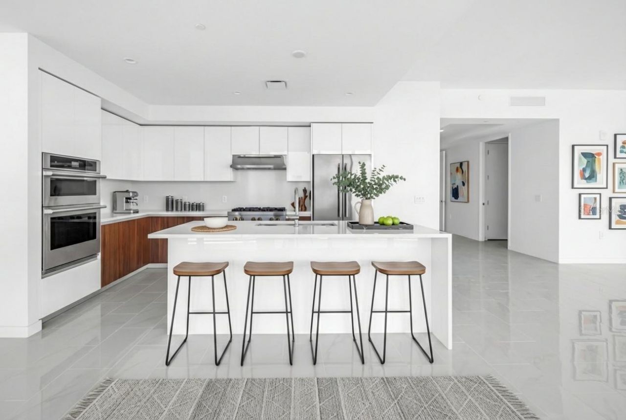 400 Central Avenue, Unit 1001, Saint Petersburg, FL 33701 Photo