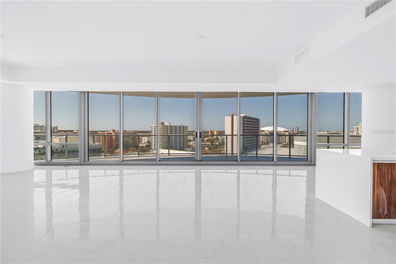 400 Central Avenue, Unit 1001, Saint Petersburg, FL 33701 Photo