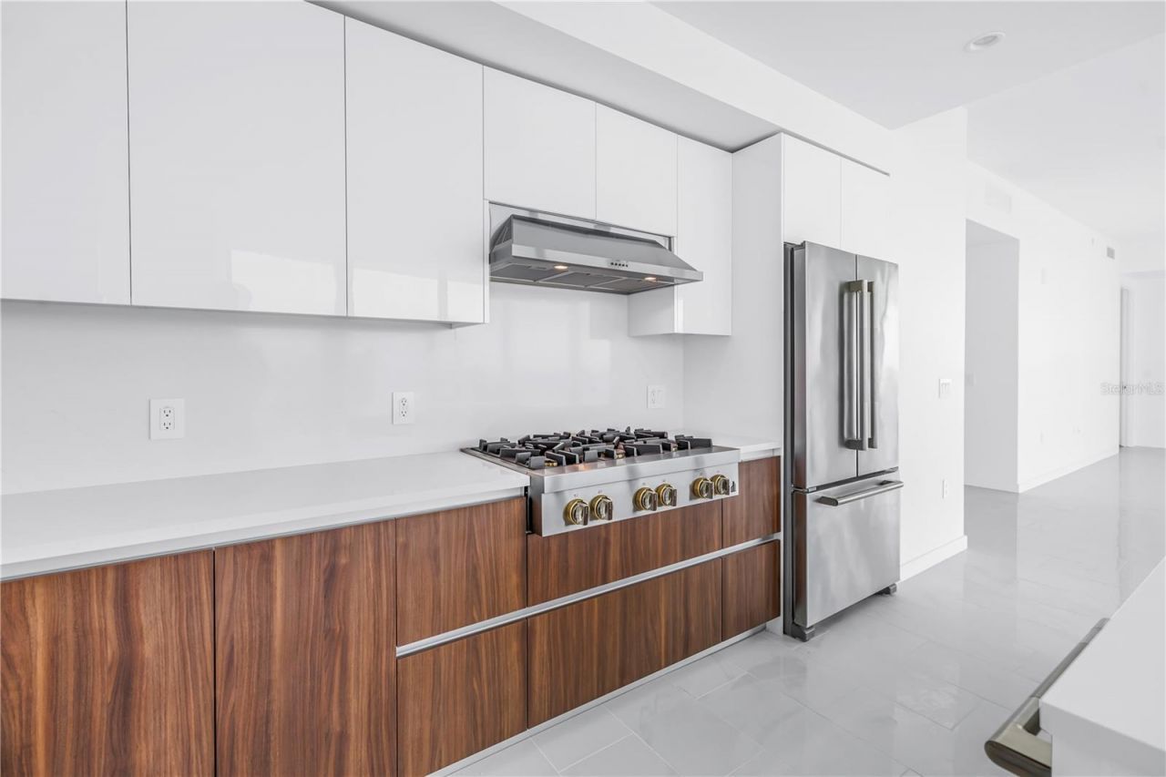 400 Central Avenue, Unit 1001, Saint Petersburg, FL 33701 Photo