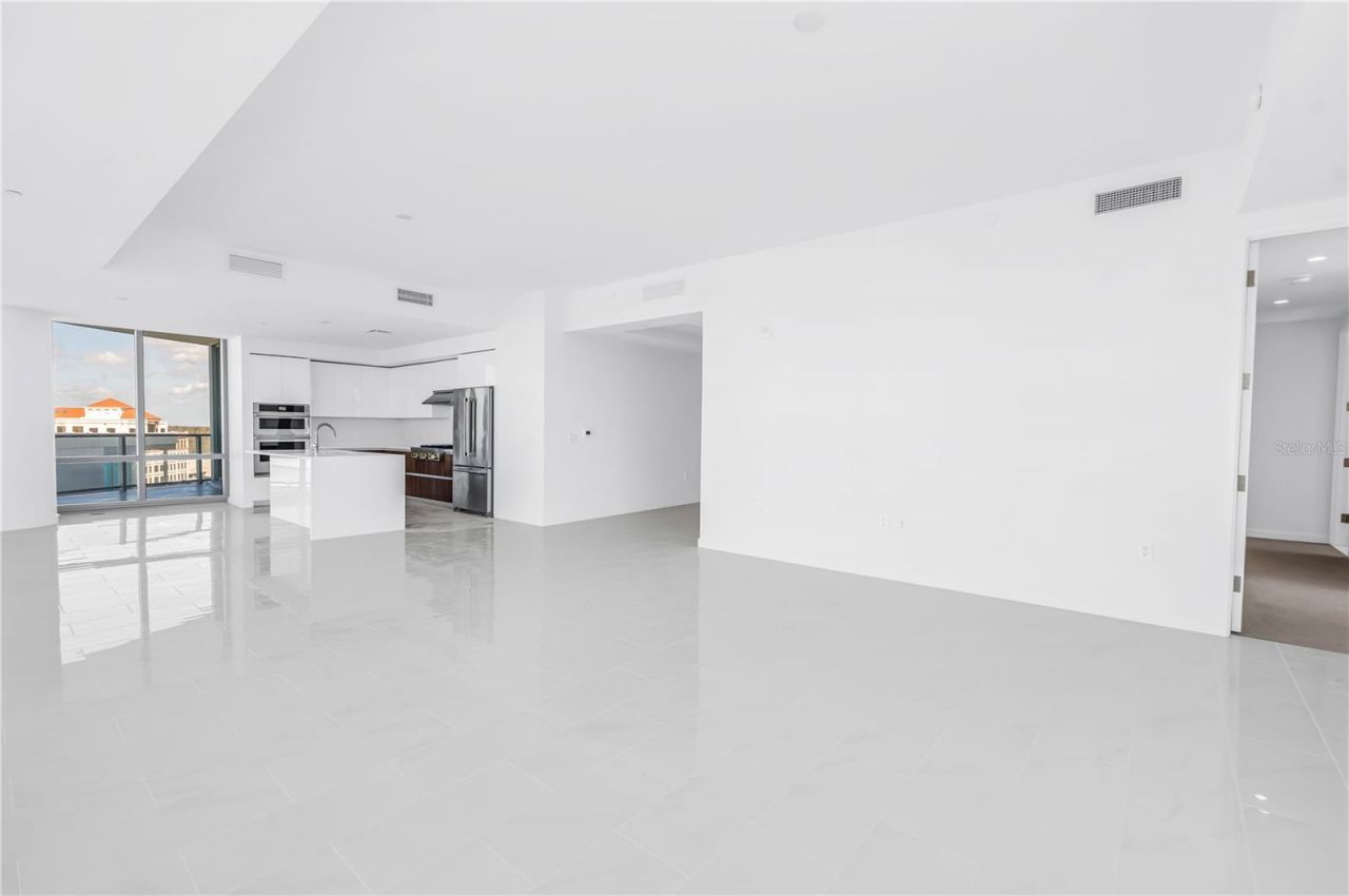 400 Central Avenue, Unit 1001, Saint Petersburg, FL 33701 Photo